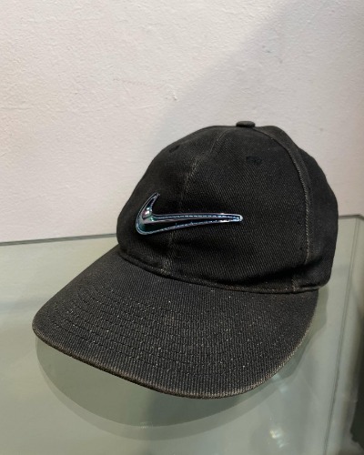 90-00s Nike Hologram Cap